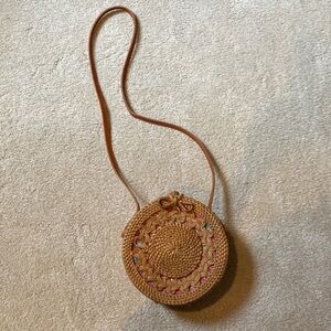 WOVEN HANDBAG